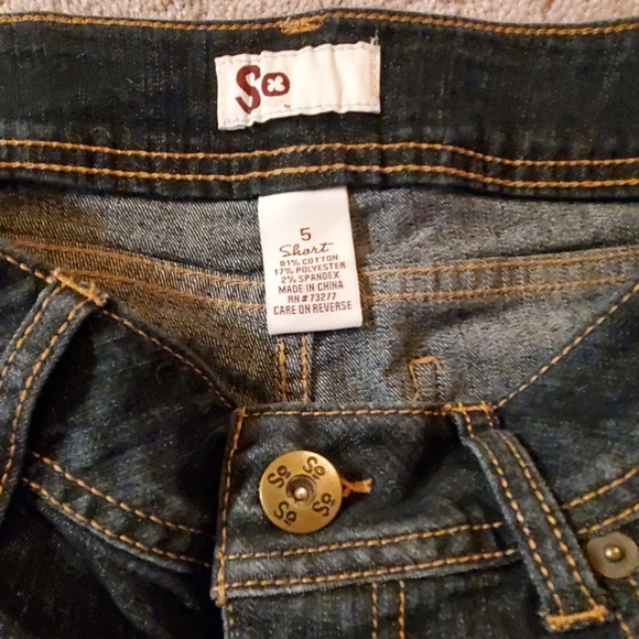 SO Blue Jeans Skinny Short size 5 EUC - Picture 2 of 3